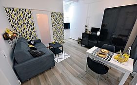 Cosy Studio Lemonade In Bastille